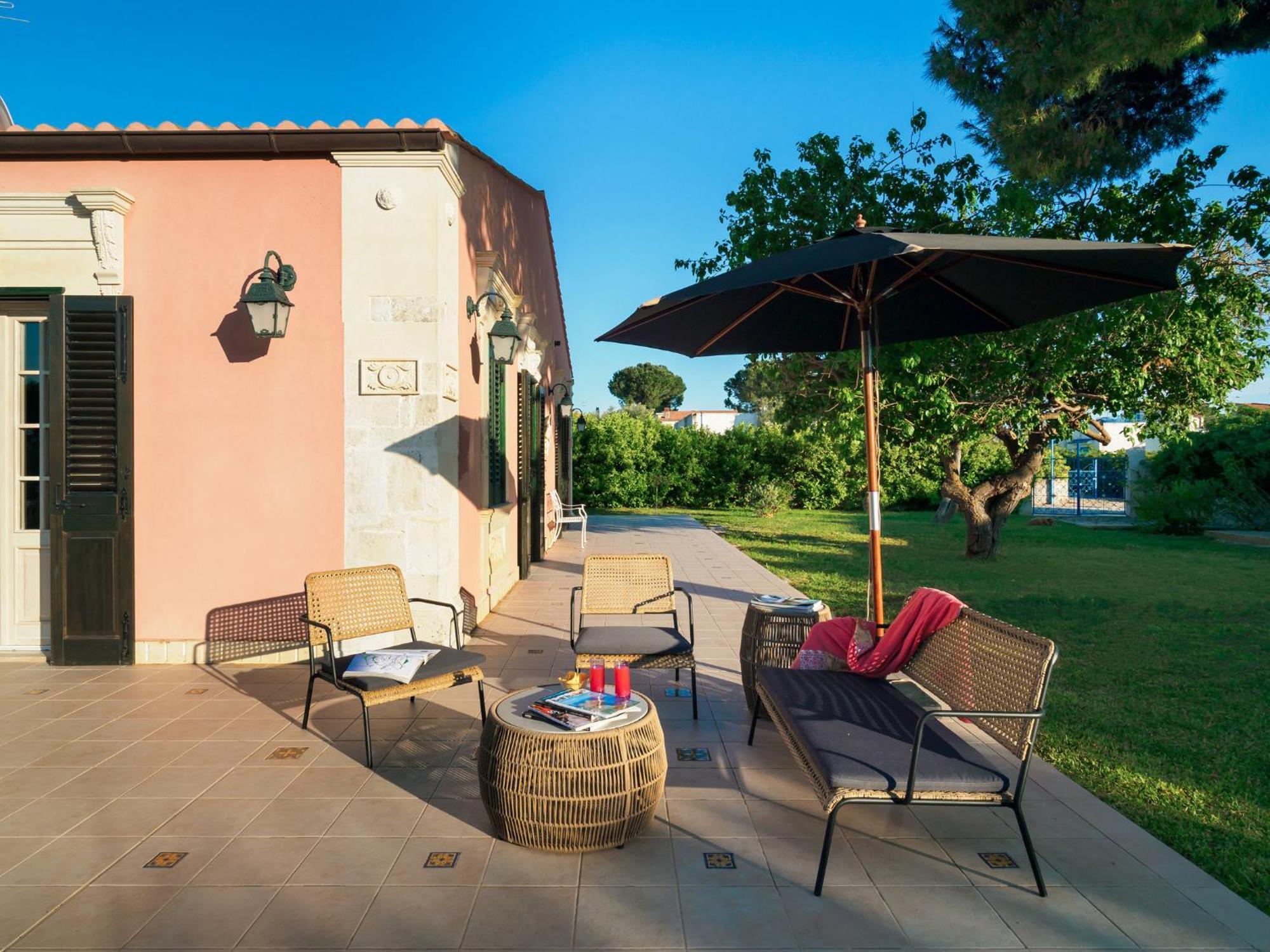 Gira Sole Villa Фонтане Бианче Екстериор снимка